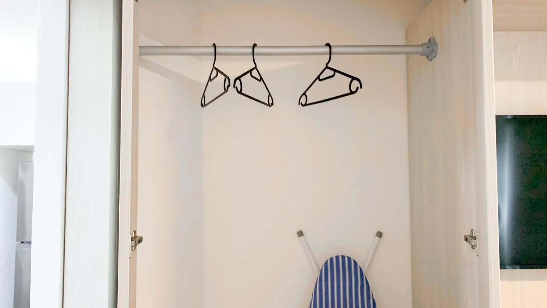 גוויאקיל Suite De Lujo,Cerca Del Mall Del Sol, Sofa Cama, Parqueo 0*,  אקוודור